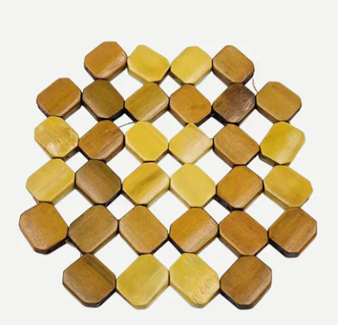 স্থায়িত্ব এবং নমনীয়তার দিক থেকে কাঠের মাদুর সরবরাহগুলি কীভাবে অন্যান্য উপকরণ থেকে পৃথক হয়?